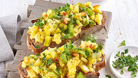 Apfel-Lauch-Brot mit Majoran