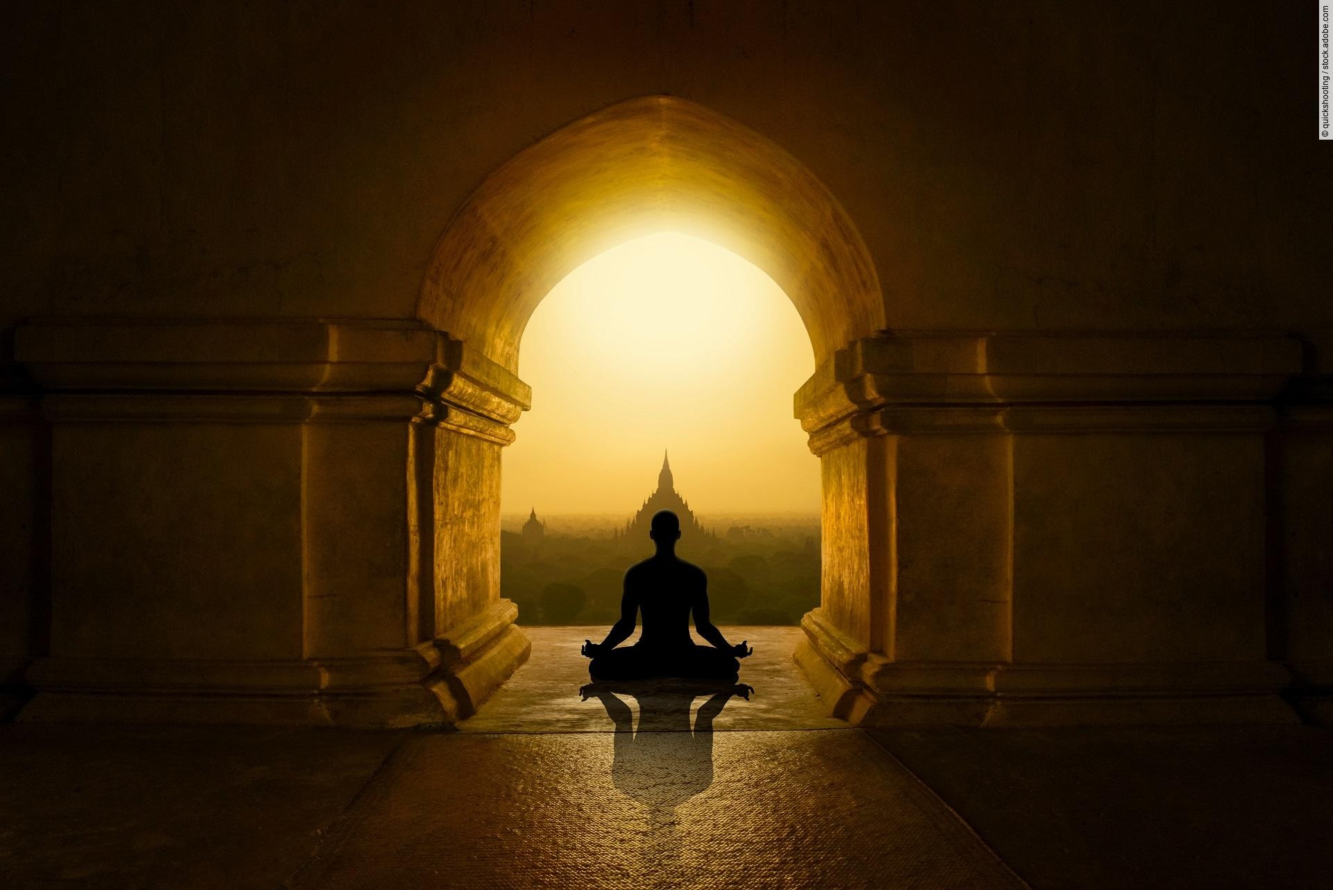 Meditierende Buddha-Figur